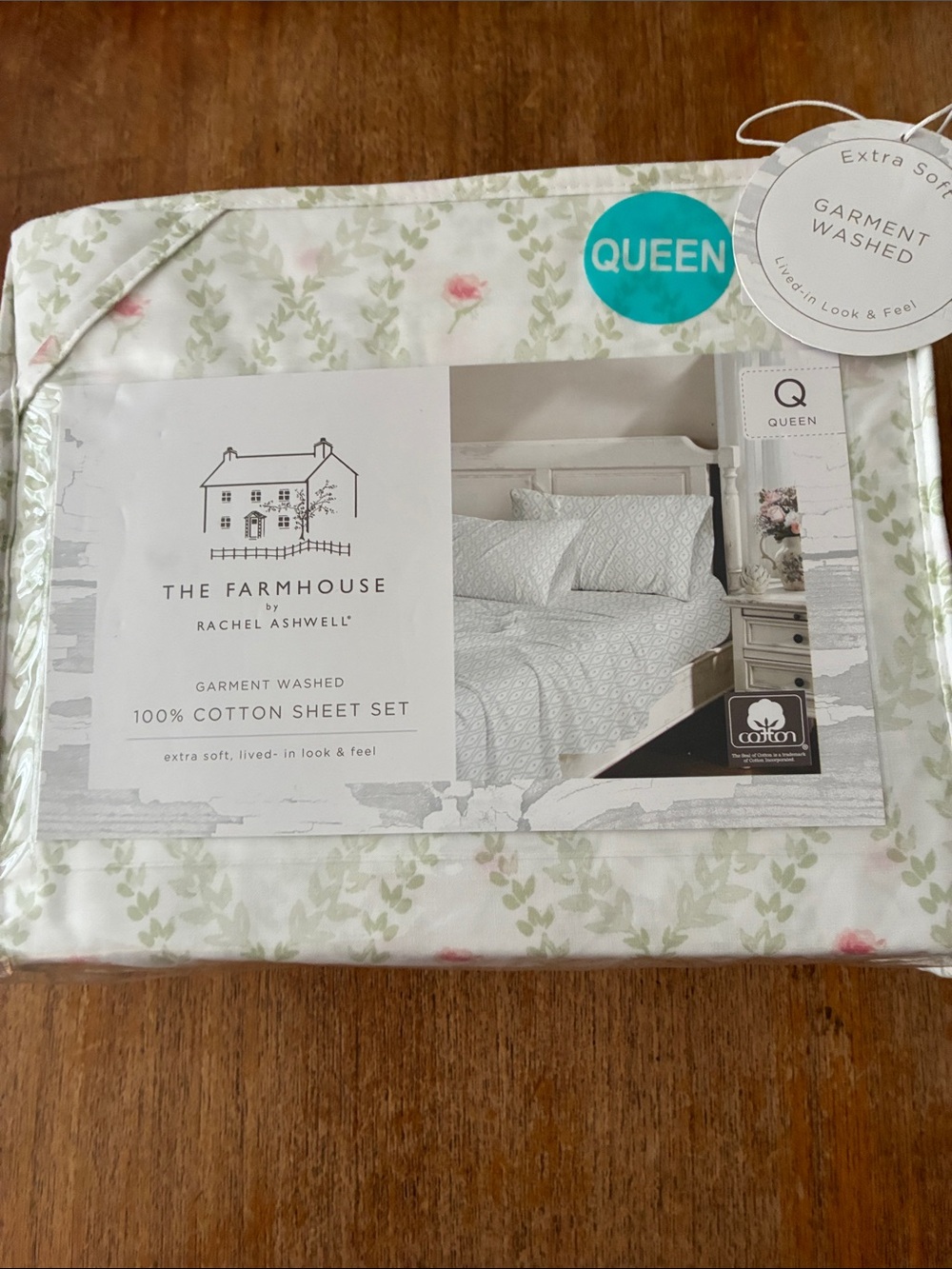 Shabby Chic Farm House Sheet Set — White with Green Leaf and Pink Rose Print NWT